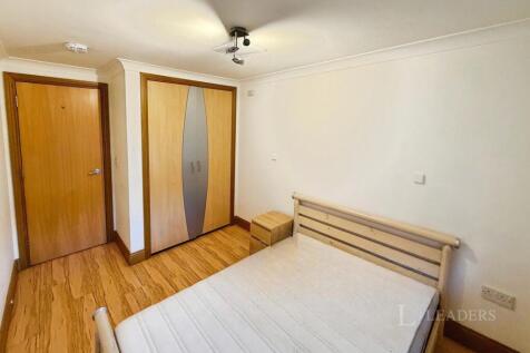 Canute Road, Southampton, Hampshire, SO14 photo 5
