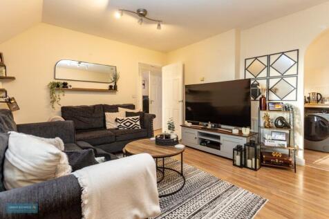 Sitting / Dining Room