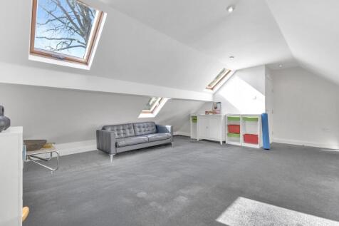 Double Garage (First Floor)