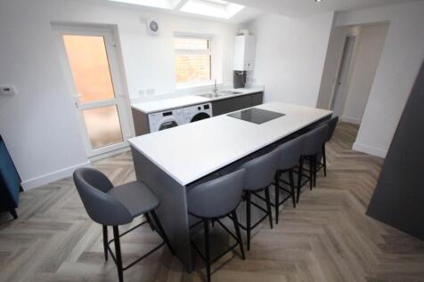 6 Bedroom Terraced in LE11 5DL