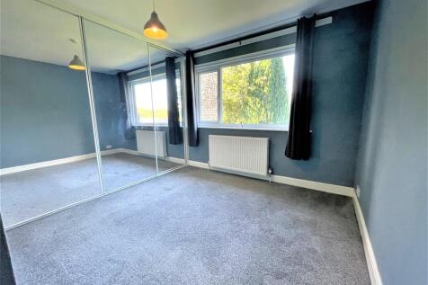 New Park Way, Farsley photo 4