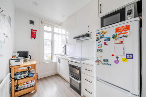 1372898-8-68ff779...