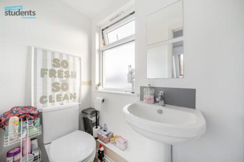 c3ed5ee6-b675-4e3...