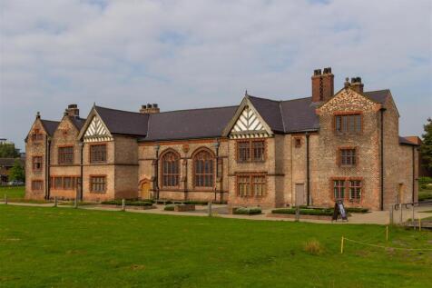 Ordsall_Hall_2014_01 (1).jpg
