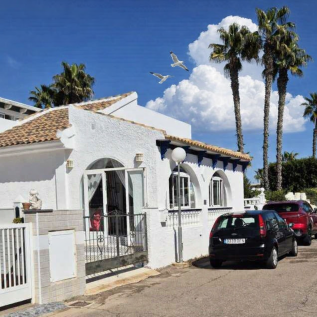 los alcazares property