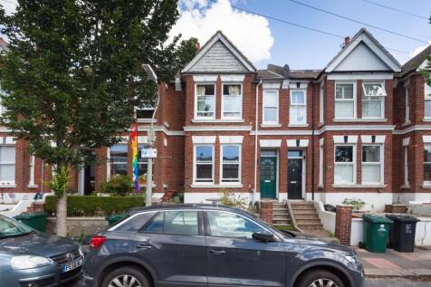 25 Hythe Road FoH