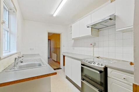 Kitchen (2)_pe.jpg