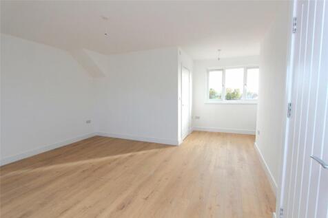 Eastwood Road North, Leigh-on-Sea, Essex, SS9 photo 3