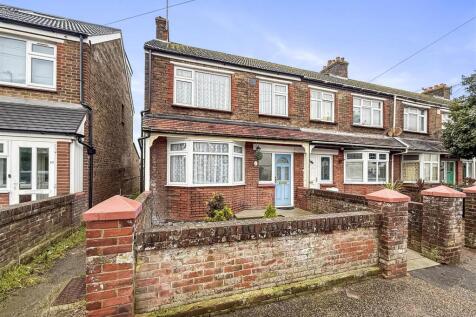 67 Elm Grove-001.JPG