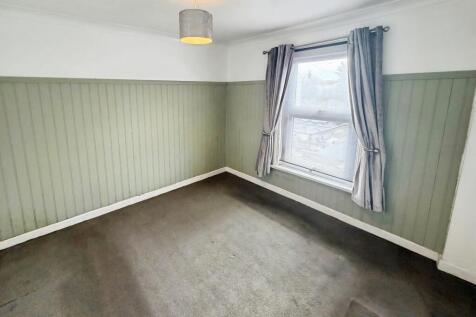 Coppins Road, Clacton-On-Sea, CO15 photo 5