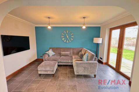 Family / Dining Room