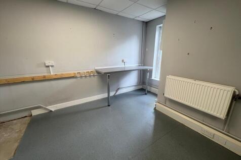 Office to rent Image 5