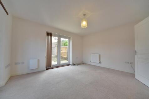 Evergreen Way, Mildenhall, Bury St. Edmunds, Suffolk, IP28 photo 3
