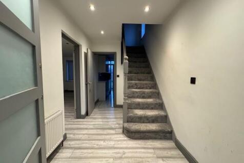hallway.jpg