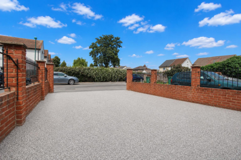 driveway.png
