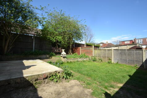 Kingsmead Avenue, Surbiton photo 4