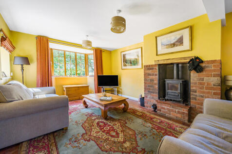 Lounge to Main Fa...