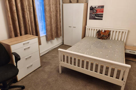 Couples Room