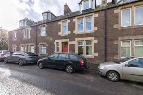 2 Strathearn View, Crieff-3.jpg