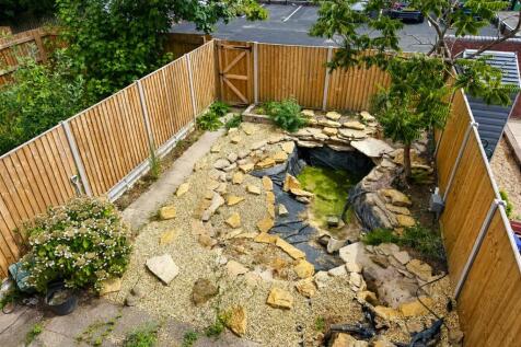 Hard Landscaped Rear Garden