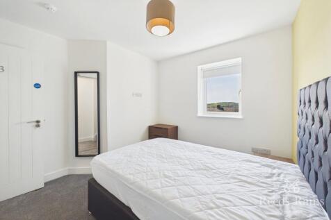 Burnley Road, Clayton Le Moors, Accrington, Lancashire, BB5 photo 4