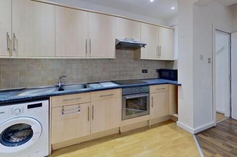 7-Derwentwater-Grove-Kitchen 1