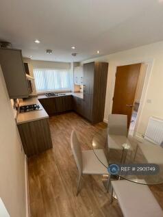 Y Bae, Bangor, LL57 photo 3