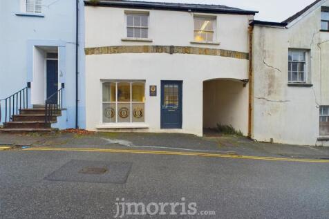 CAM02121G0-PR0114-STILL019.jpg