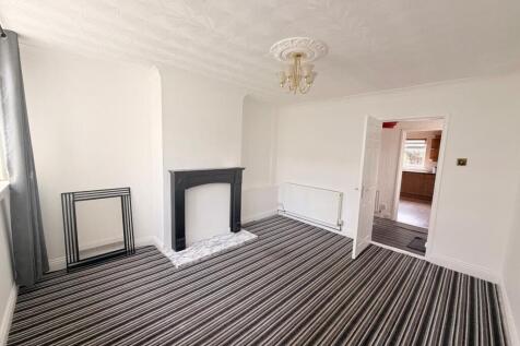 Dickins Walk, Peterlee, County Durham, SR8 photo 4