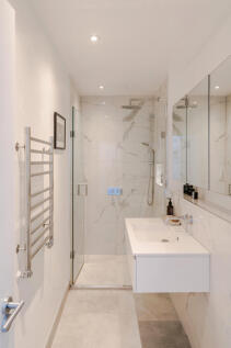 346910 - 14C Waldemar Avenue-9.jpeg