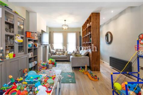 Lymington Avenue, London, N22 photo 4
