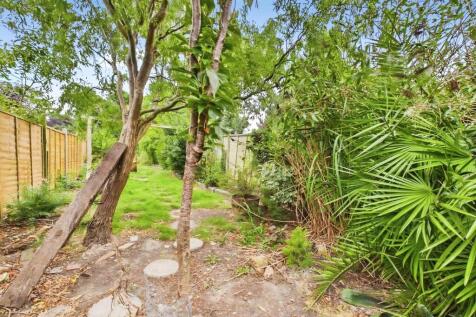 Spacious Garden