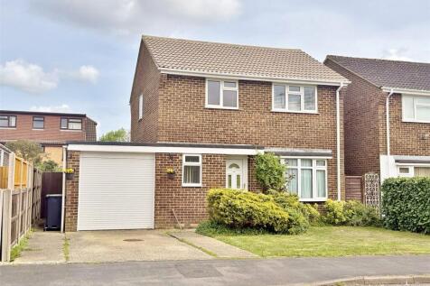 Verwood, BH31 - property photo