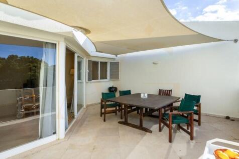 Apartment with terrace Vale do Lobo