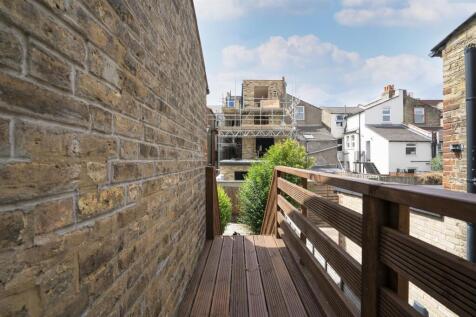 47 Gilbey Road SW17 0QQ external 4.jpg