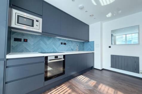 West Gate, London, W5 photo 3