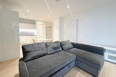 Living/Kitchen/Dinin