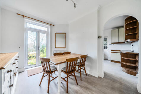 1392770-5-693adbd...