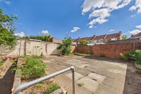 CAM03736G0-PR0309-STILL012.jpg
