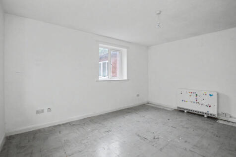86 Hall Park Close, Littleover, Derby, DE23 6GY