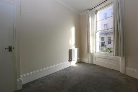 1, 5 Brunswick Road (11).JPG