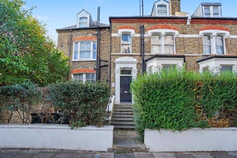 Flat 1 Marshall House, 2 Dorncliffe Road, London, SW6 5LF