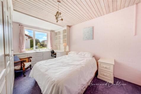 Wellfield Court, Marshfield, HernCrabtree (40).jpg