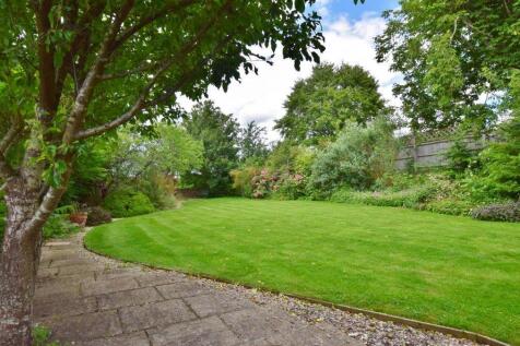 Cotsview Garden 2.jpg