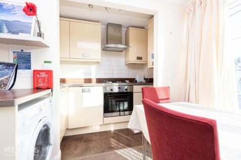 Pinecliffe Avenue, Bournemouth, BH6 3 photo 4