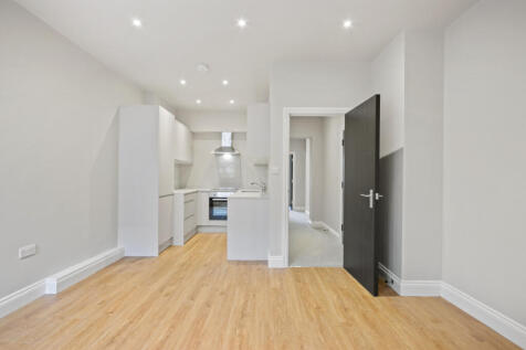 Newly refurbished 2 bed Flat