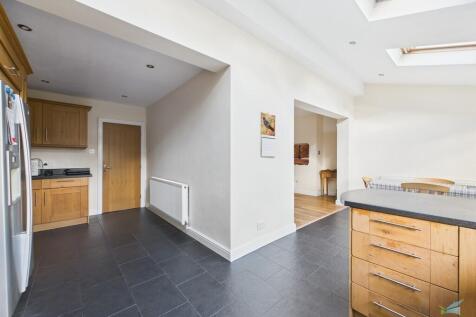 CAM03111G0-PR0406...