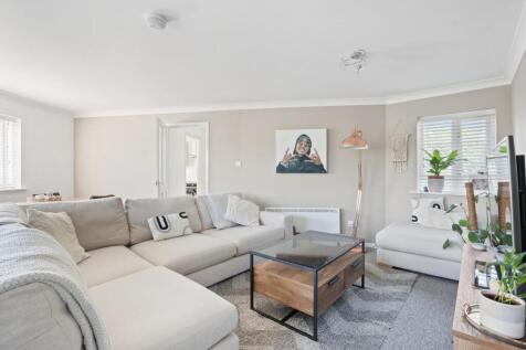 13 Bethany Court - 01.jpg