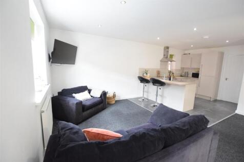 27/28 - Robey Court - Student house photo 3