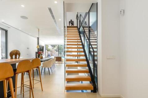 PHOTO-2025-10-30-11-05-30 4.jpg